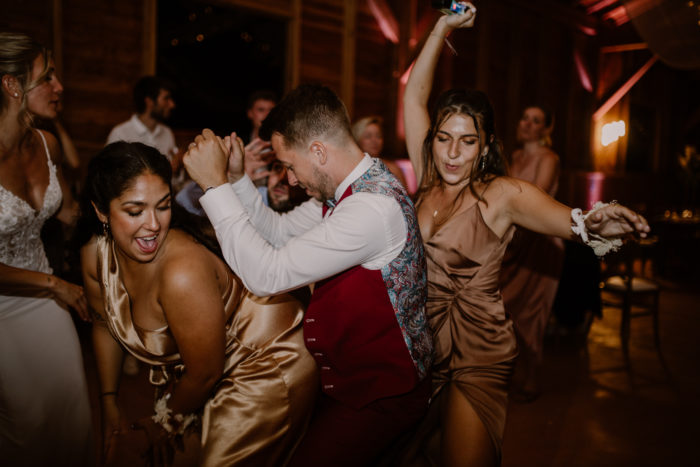 Danse de mariage au château de la flachère